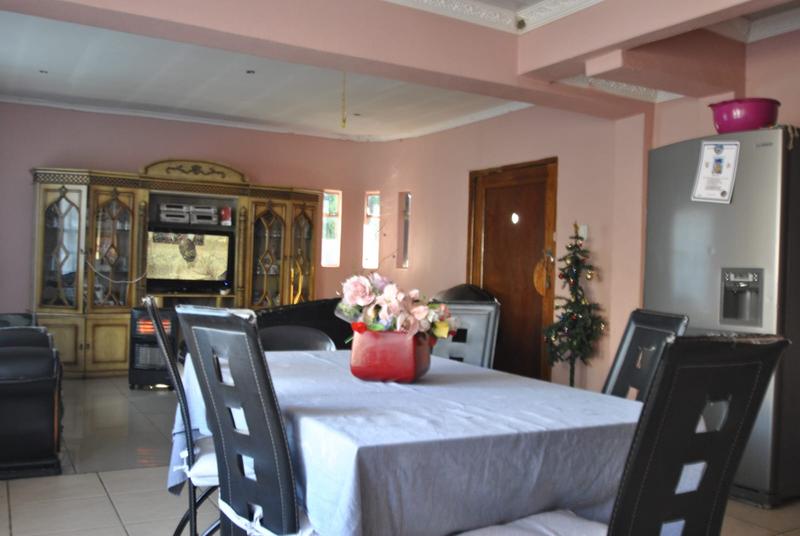 3 Bedroom Property for Sale in Zakariyya Park Gauteng