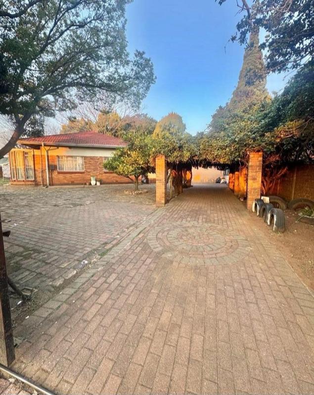 9 Bedroom Property for Sale in Kempton Park Gauteng