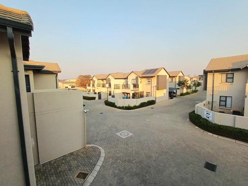 3 Bedroom Property for Sale in Raslouw Gauteng