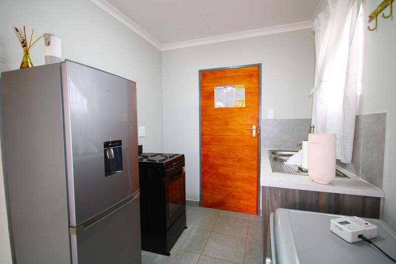 2 Bedroom Property for Sale in Crystal Park Gauteng