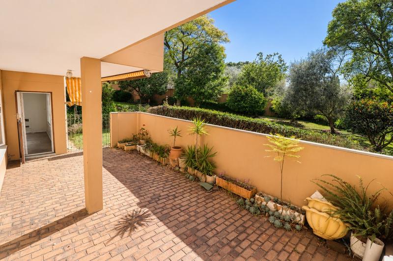 2 Bedroom Property for Sale in Sandown Gauteng