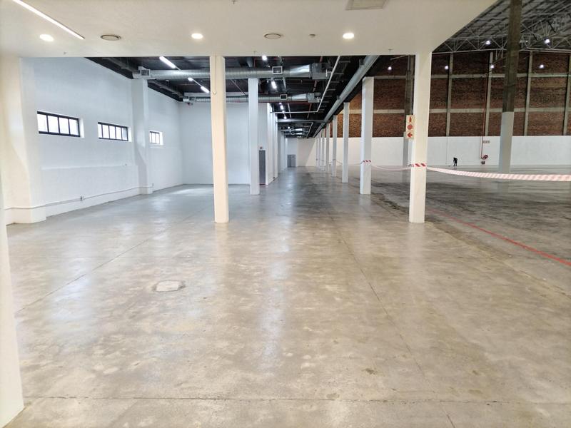 To Let Commercial Property for Rent in Vorna Valley Gauteng