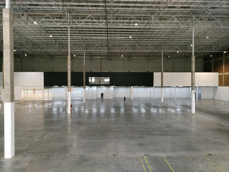 To Let Commercial Property for Rent in Vorna Valley Gauteng