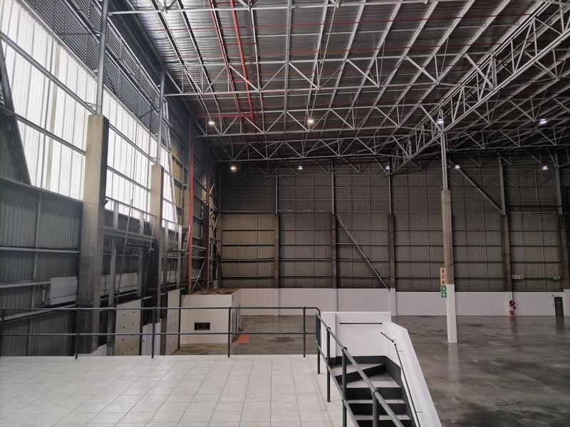 To Let Commercial Property for Rent in Vorna Valley Gauteng