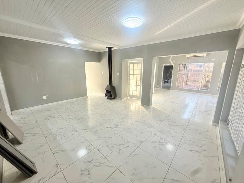 3 Bedroom Property for Sale in Flora Gardens Gauteng