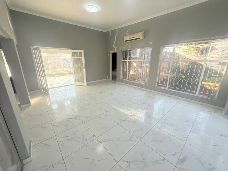 3 Bedroom Property for Sale in Flora Gardens Gauteng
