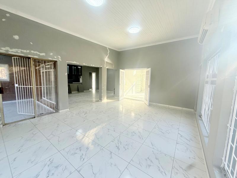 3 Bedroom Property for Sale in Flora Gardens Gauteng