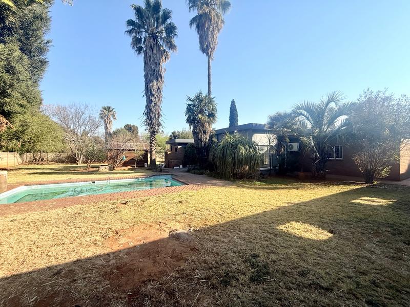 3 Bedroom Property for Sale in Flora Gardens Gauteng