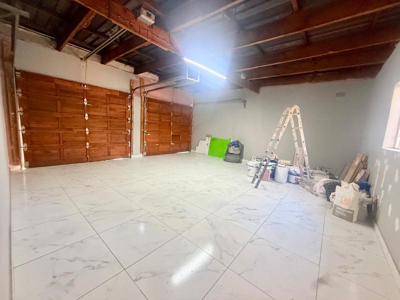 3 Bedroom Property for Sale in Flora Gardens Gauteng