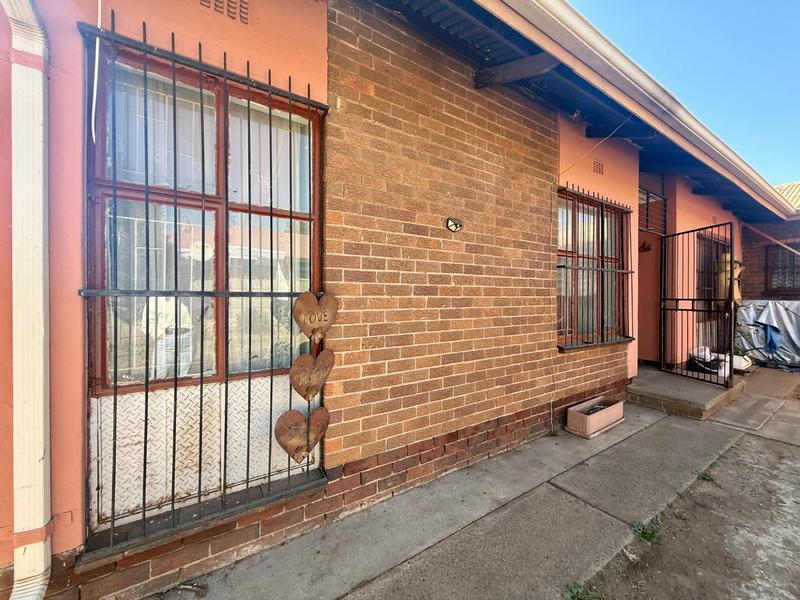 4 Bedroom Property for Sale in Vanderbijlpark CE Gauteng