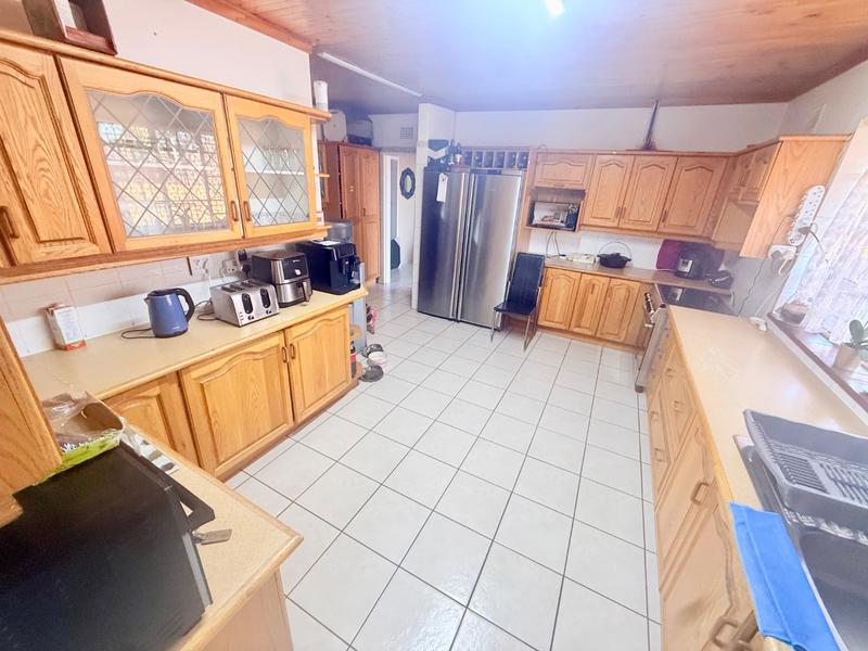 4 Bedroom Property for Sale in Vanderbijlpark CW 5 Gauteng