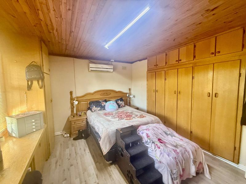 4 Bedroom Property for Sale in Vanderbijlpark CW 5 Gauteng