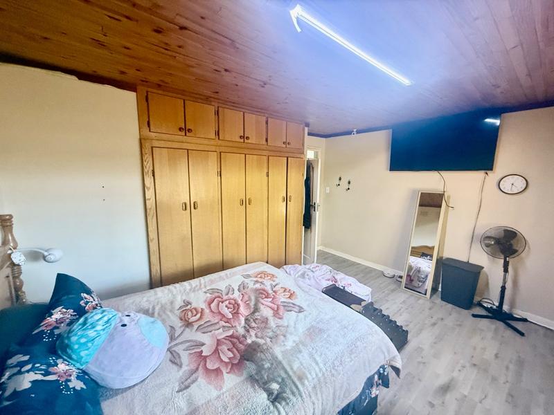 4 Bedroom Property for Sale in Vanderbijlpark CW 5 Gauteng