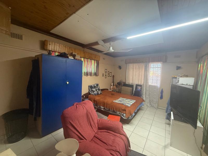 4 Bedroom Property for Sale in Vanderbijlpark CW 5 Gauteng