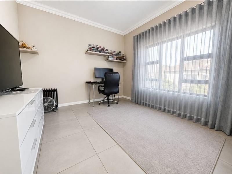 3 Bedroom Property for Sale in Eye of Africa Gauteng