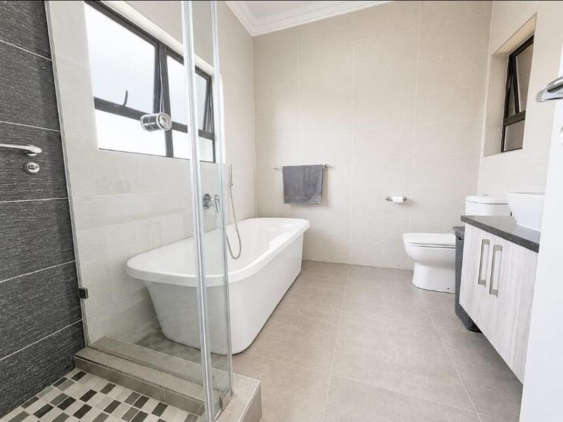 3 Bedroom Property for Sale in Eye of Africa Gauteng
