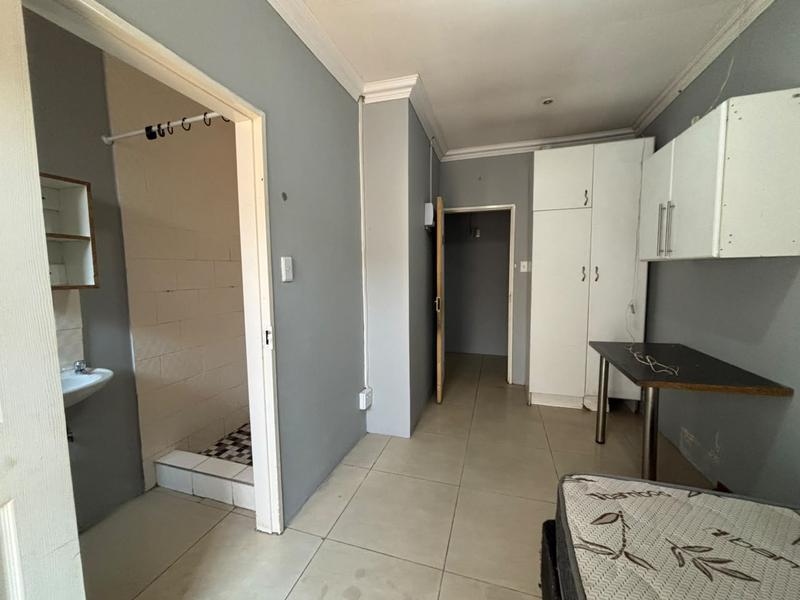 7 Bedroom Property for Sale in Westdene Gauteng