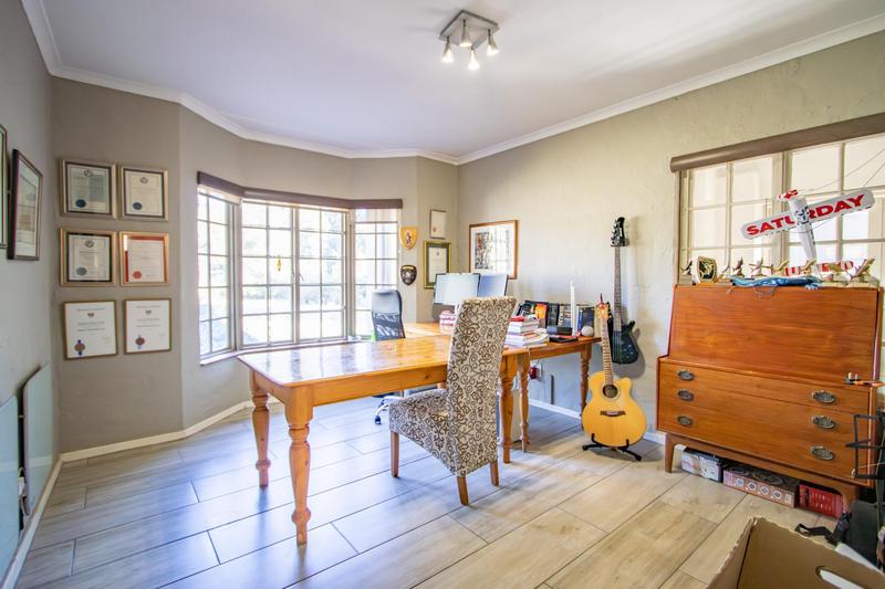 6 Bedroom Property for Sale in Beaulieu Gauteng