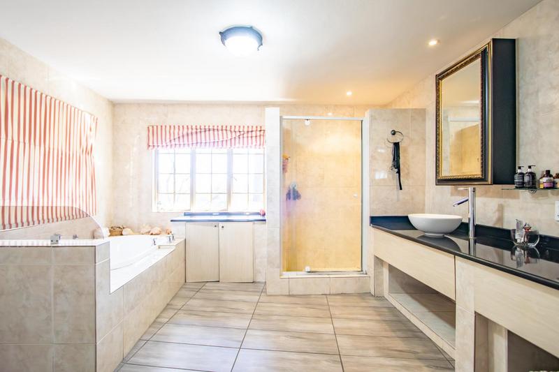 6 Bedroom Property for Sale in Beaulieu Gauteng