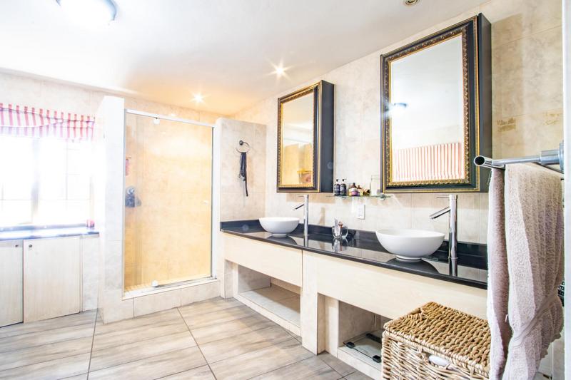 6 Bedroom Property for Sale in Beaulieu Gauteng