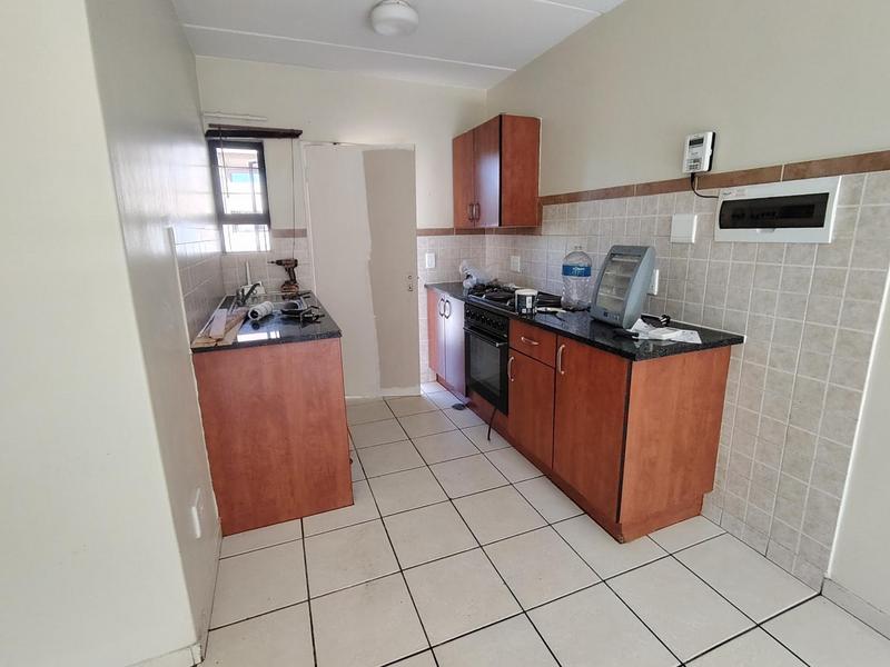 To Let 2 Bedroom Property for Rent in Kosmosdal Gauteng