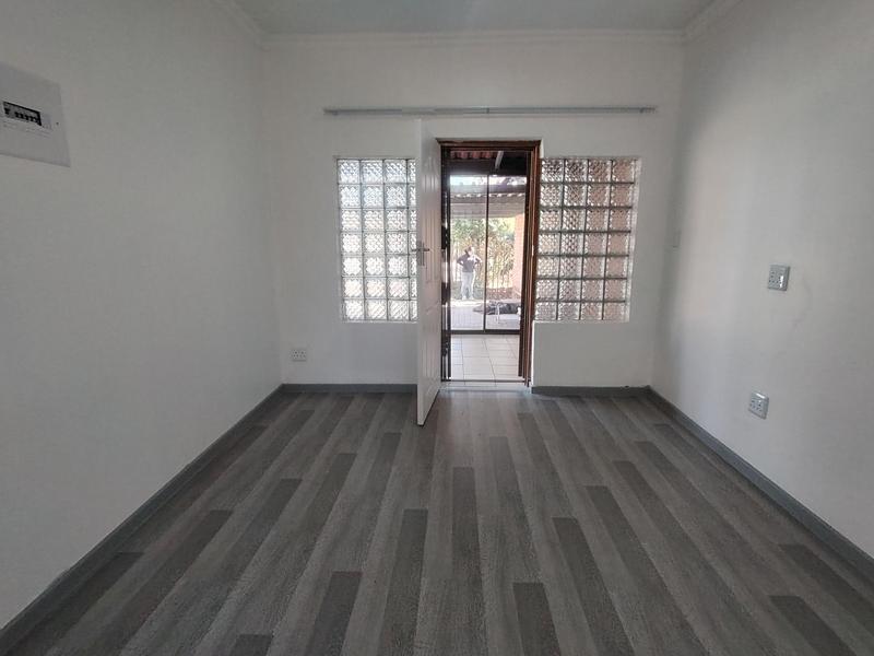 To Let 1 Bedroom Property for Rent in Wierda Park Gauteng