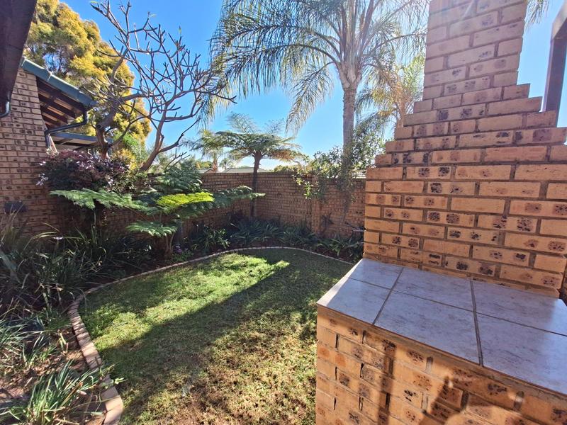 To Let 2 Bedroom Property for Rent in Wapadrand Gauteng