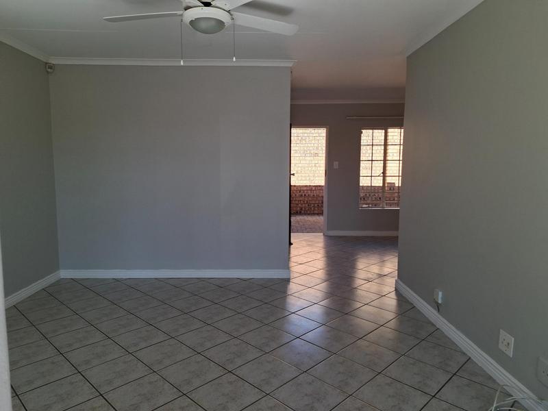 To Let 2 Bedroom Property for Rent in Wapadrand Gauteng