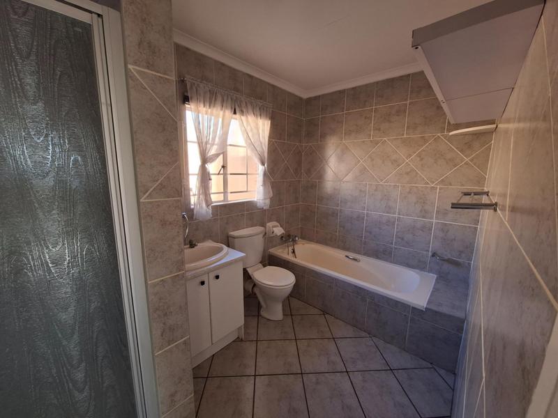 To Let 2 Bedroom Property for Rent in Wapadrand Gauteng