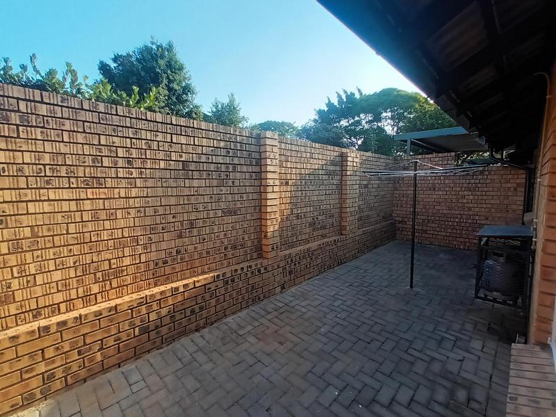 To Let 2 Bedroom Property for Rent in Wapadrand Gauteng