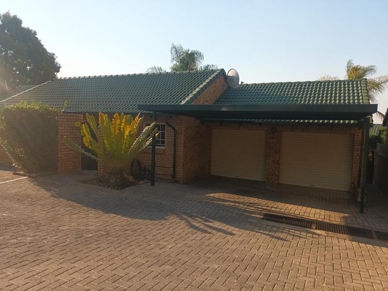 To Let 2 Bedroom Property for Rent in Wapadrand Gauteng
