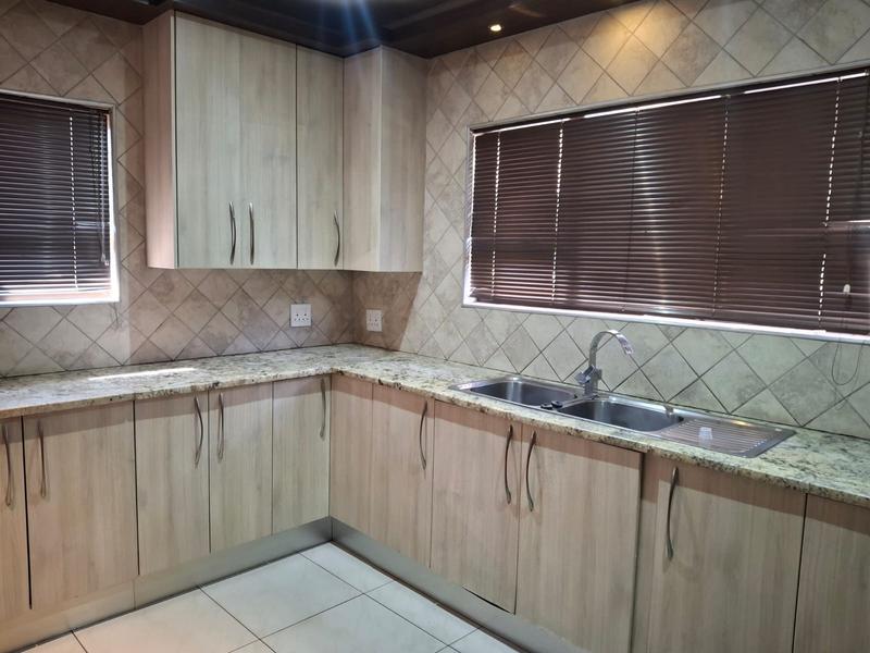 To Let 4 Bedroom Property for Rent in Vanderbijlpark SE 8 Gauteng
