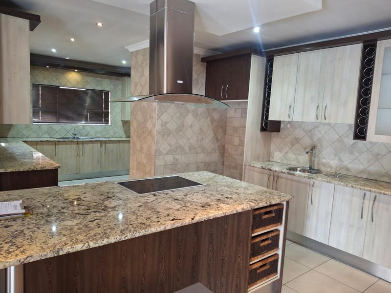 To Let 4 Bedroom Property for Rent in Vanderbijlpark SE 8 Gauteng