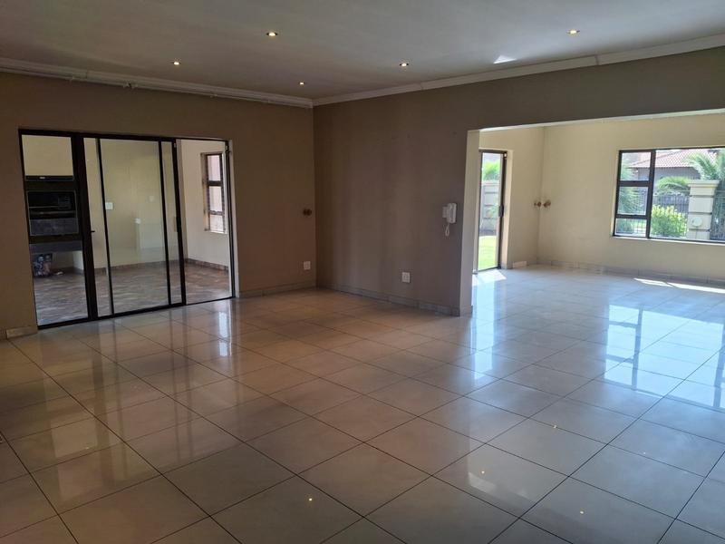 To Let 4 Bedroom Property for Rent in Vanderbijlpark SE 8 Gauteng