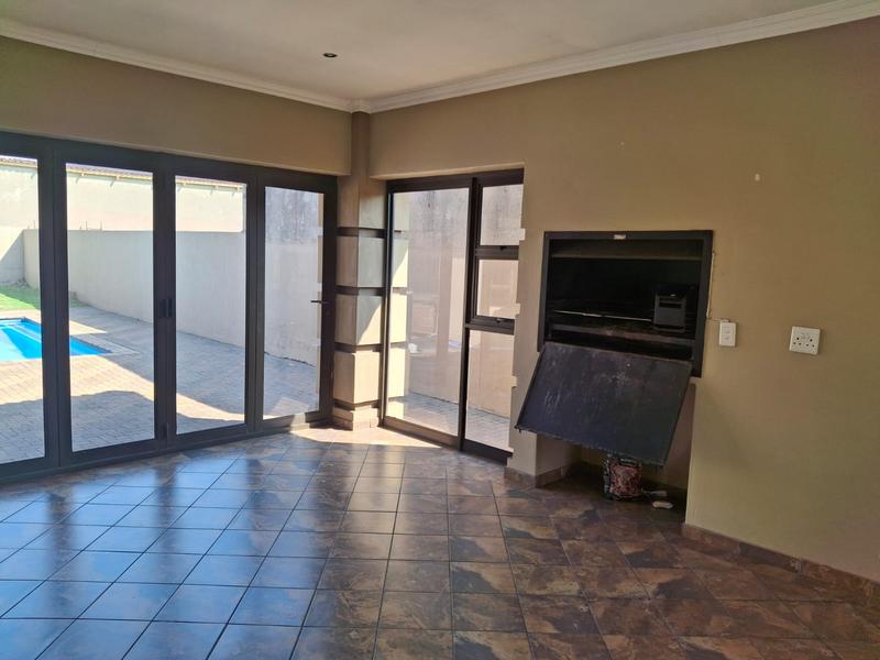 To Let 4 Bedroom Property for Rent in Vanderbijlpark SE 8 Gauteng
