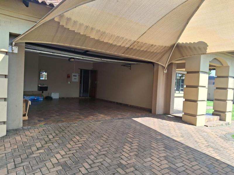 To Let 4 Bedroom Property for Rent in Vanderbijlpark SE 8 Gauteng
