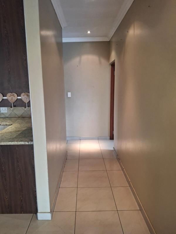 To Let 4 Bedroom Property for Rent in Vanderbijlpark SE 8 Gauteng