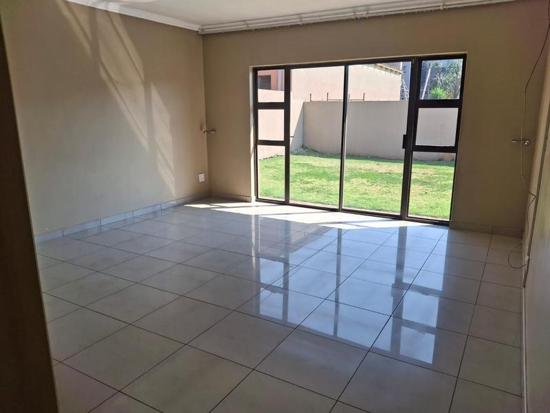 To Let 4 Bedroom Property for Rent in Vanderbijlpark SE 8 Gauteng