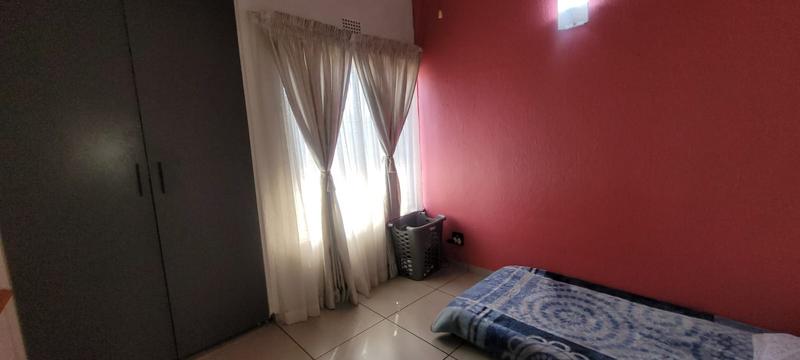 3 Bedroom Property for Sale in Brackendowns Gauteng