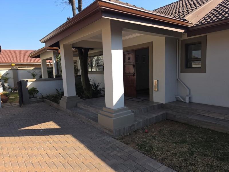 7 Bedroom Property for Sale in Brackenhurst Gauteng