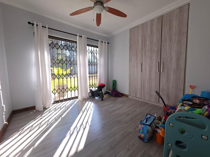 7 Bedroom Property for Sale in Brackenhurst Gauteng