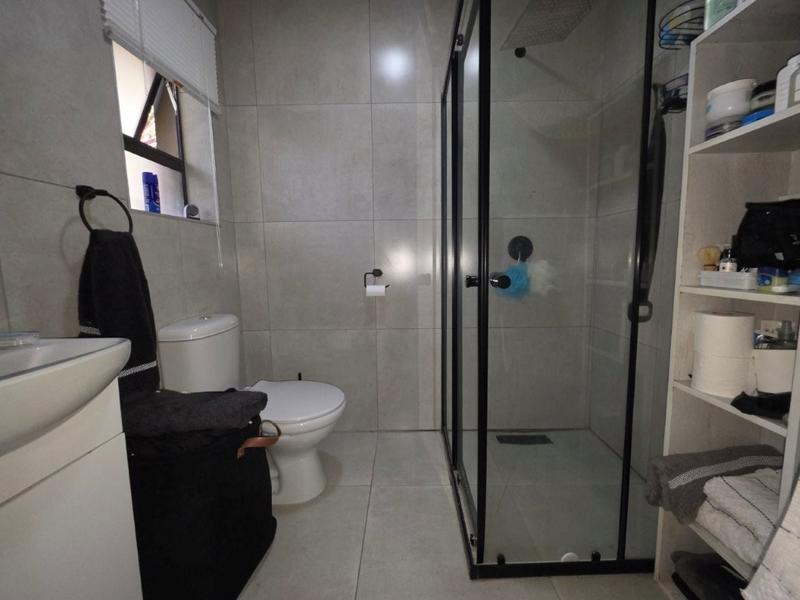 7 Bedroom Property for Sale in Brackenhurst Gauteng