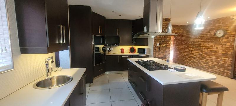 4 Bedroom Property for Sale in Meyersdal Gauteng