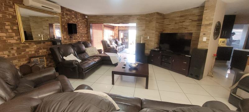 4 Bedroom Property for Sale in Meyersdal Gauteng