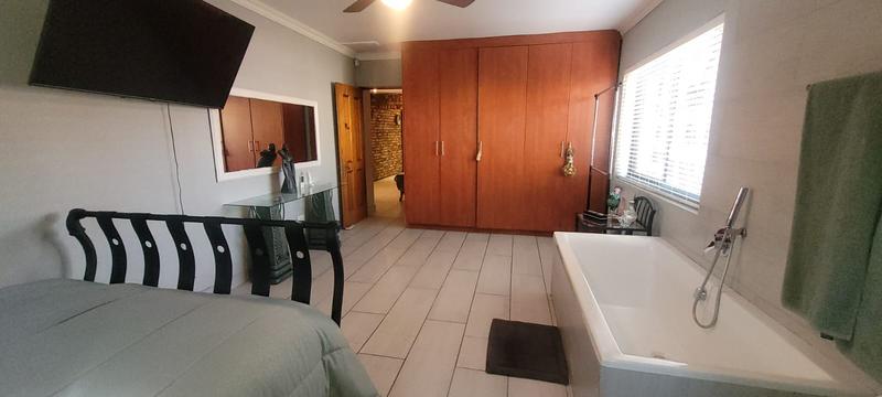 4 Bedroom Property for Sale in Meyersdal Gauteng