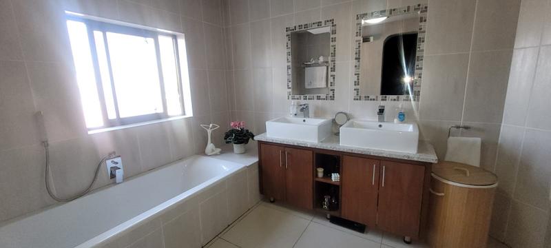 4 Bedroom Property for Sale in Meyersdal Gauteng