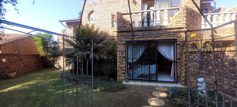 4 Bedroom Property for Sale in Meyersdal Gauteng