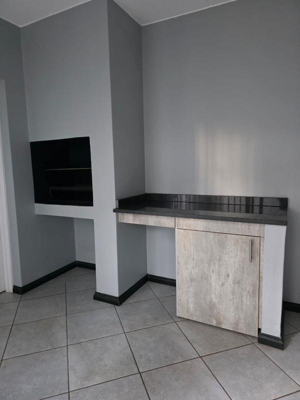 2 Bedroom Property for Sale in Norton Home Estate AH Gauteng