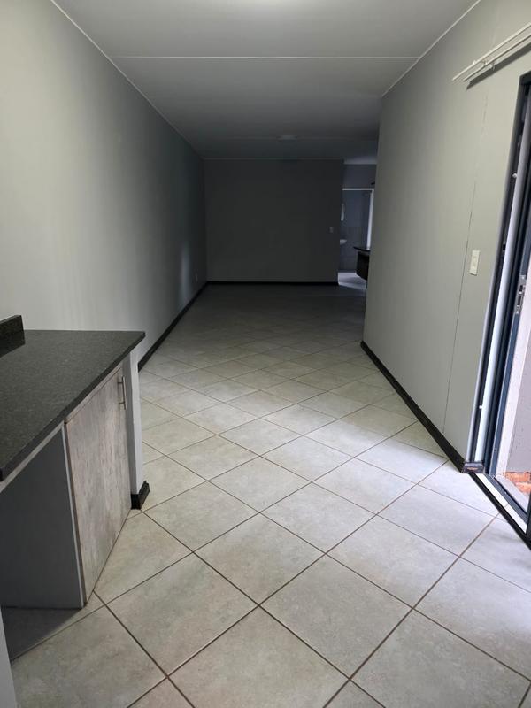 2 Bedroom Property for Sale in Norton Home Estate AH Gauteng