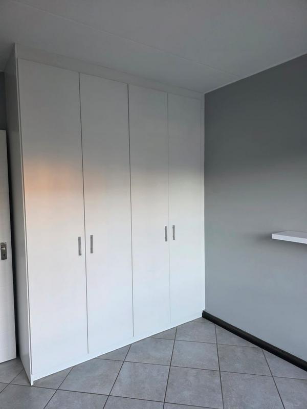 2 Bedroom Property for Sale in Norton Home Estate AH Gauteng